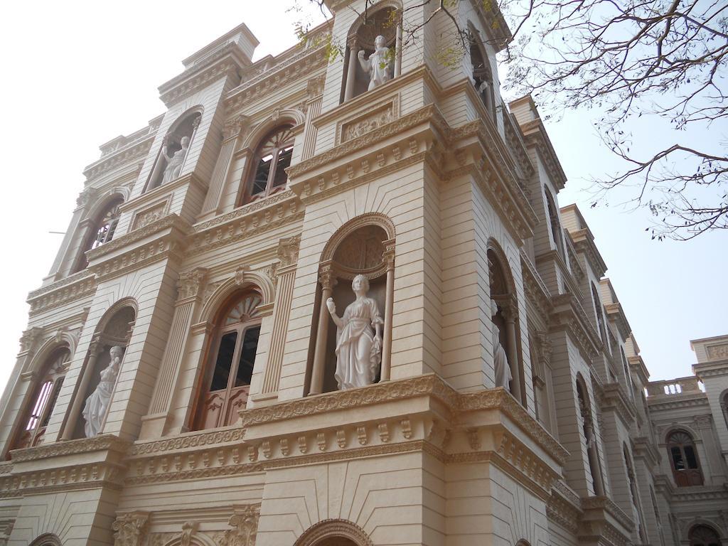 Prayag Aristro Club Hotel Calcutta  Esterno foto